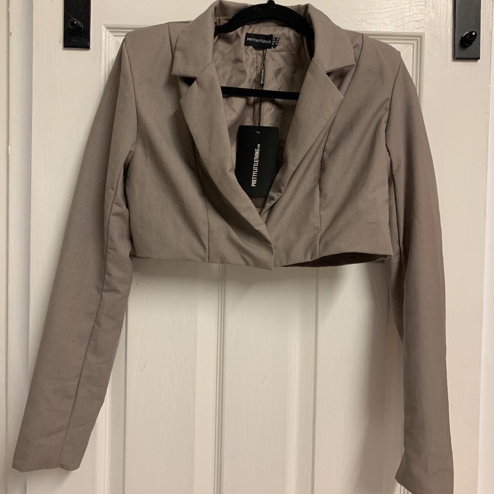 PLT CROPPED BLAZER GREY SIZE 8